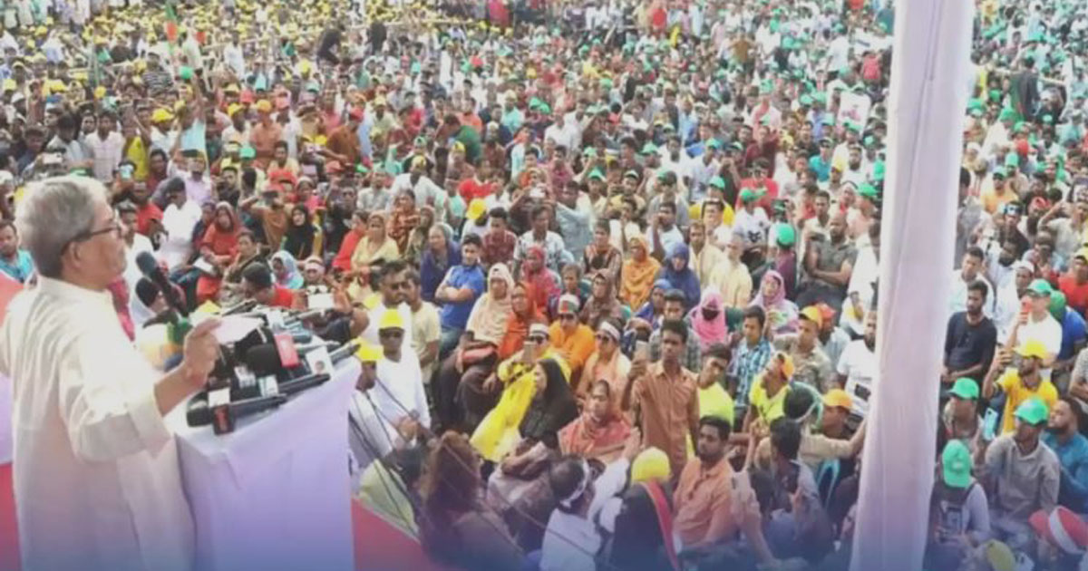 সোহরাওয়ার্দী উদ্যানে ‘তারুণ্যের সমাবেশে’ বক্তব্য দেন বিএনপি মহাসচিব মির্জা ফখরুল ইসলাম আলমগীর। ছবি: ইউএনবি