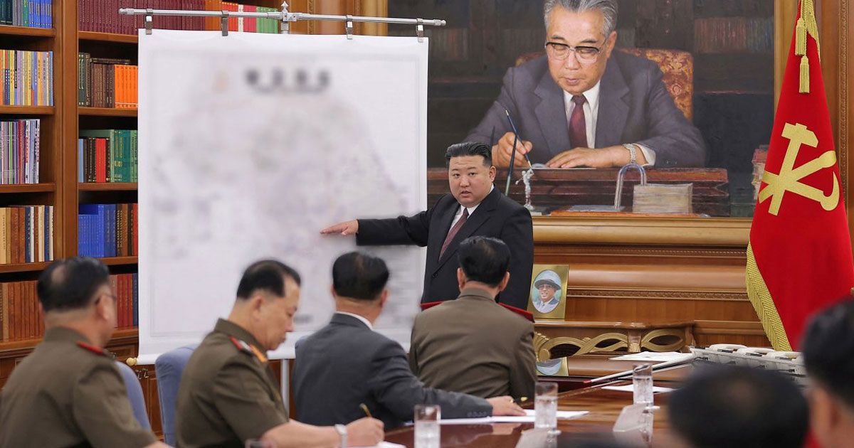 বৈঠকে নর্থ কোরিয়ার প্রেসিডেন্ট কিম জং উন। ছবি: সংগৃহীত