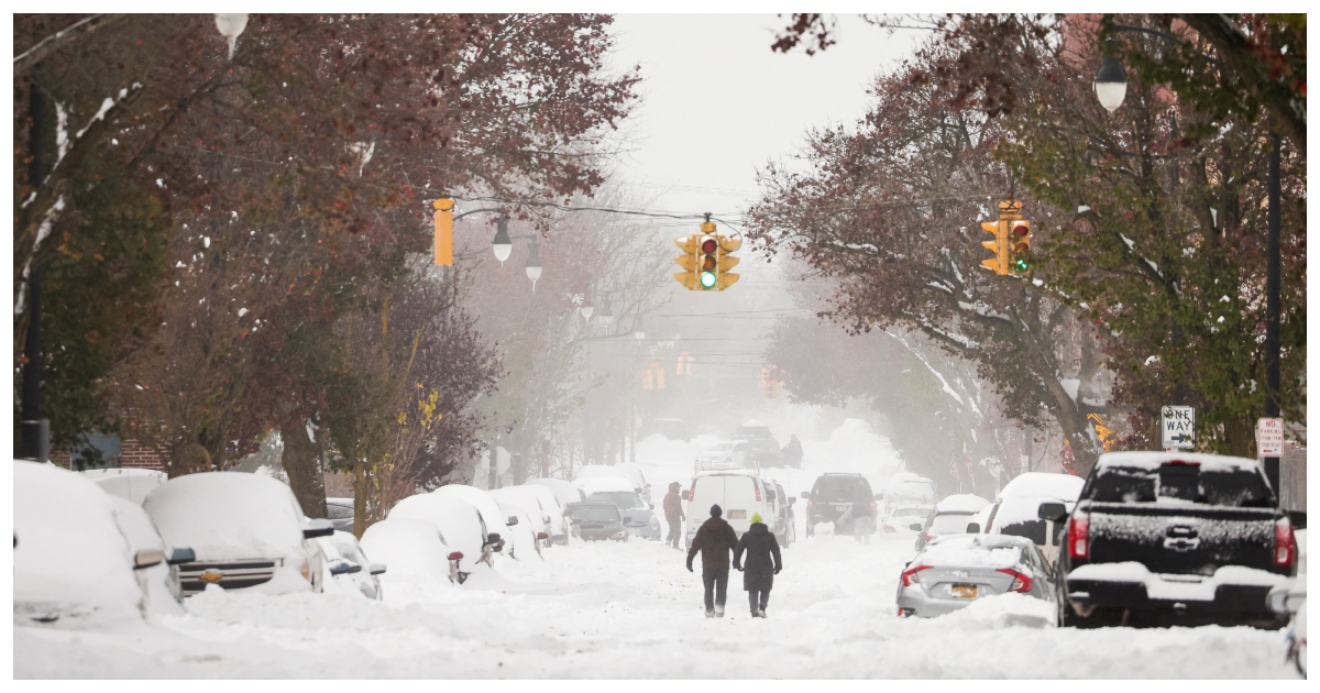 নিউ ইয়র্ক সিটির সড়কে তুষারপাতের চিত্র। ফাইল ছবি