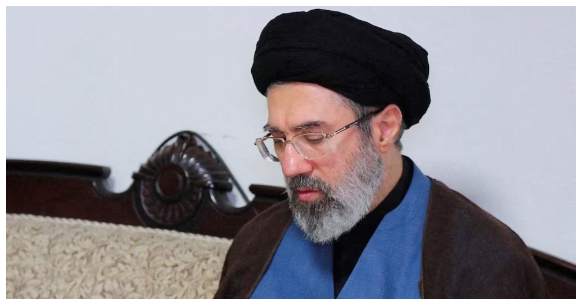 ইরানের নতুন সর্বোচ্চ নেতা আয়াতুল্লাহ মোজতবা খামেনি। ছবি: রয়টার্স