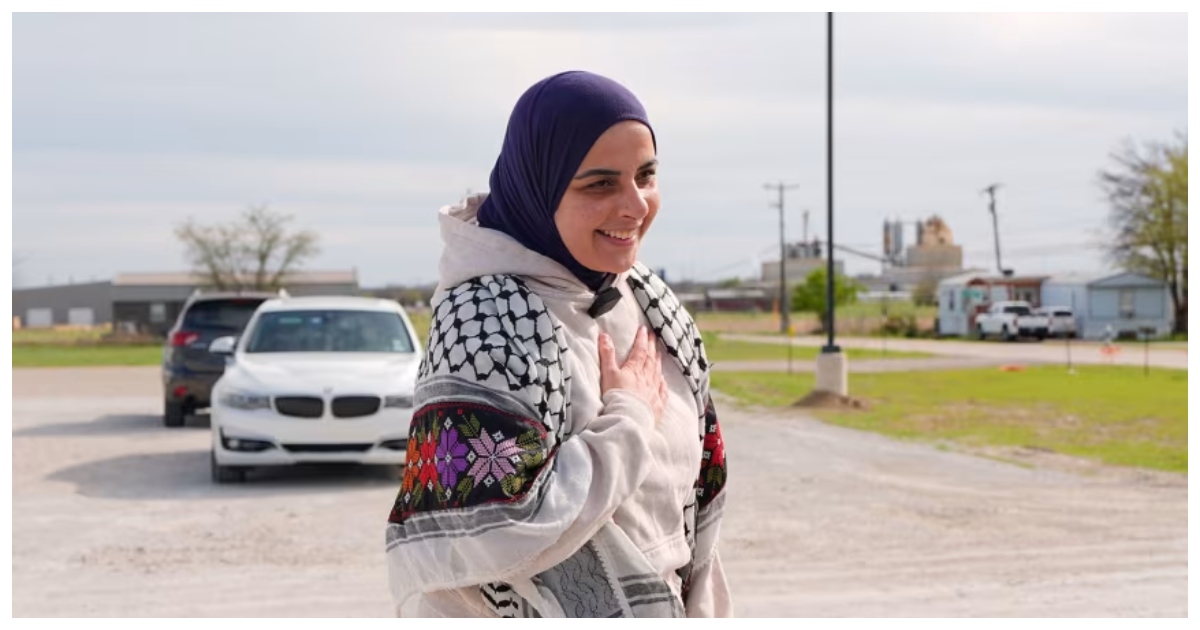 ফিলিস্তিনের পক্ষে বিক্ষোভে আটক লিকা কোরদিয়া। ছবি:  এপি